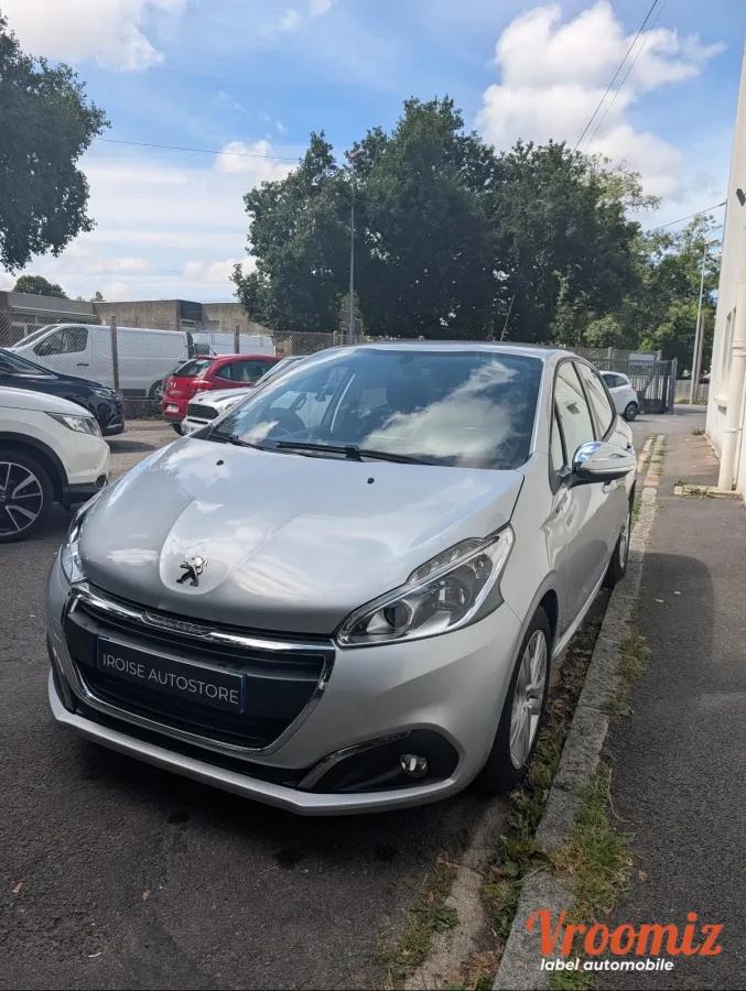 Peugeot 208 GENERATION-I 1.6 BLUEHDI 75 STYLE