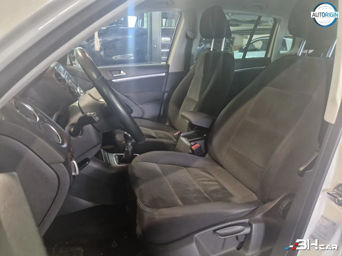 Volkswagen Tiguan - photo 29