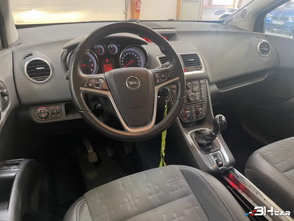 Opel Meriva - photo 12