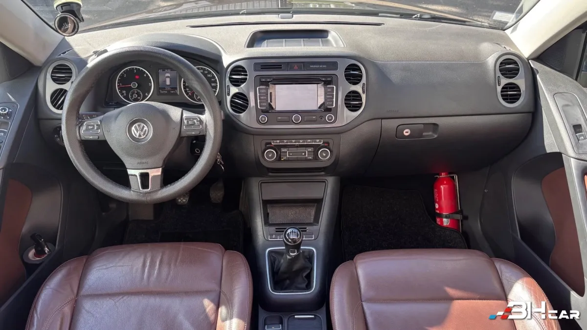 Volkswagen Tiguan - photo 10