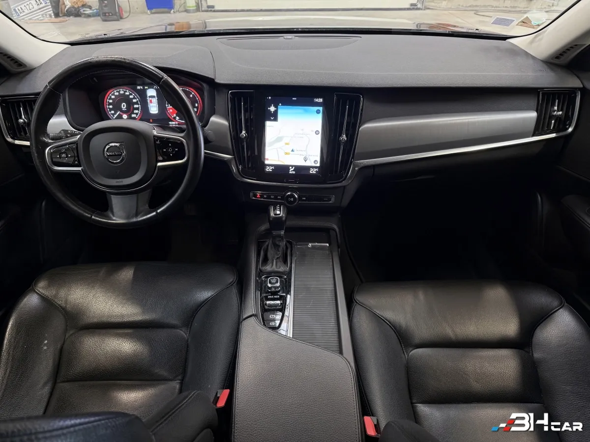Volvo S90 - photo 9
