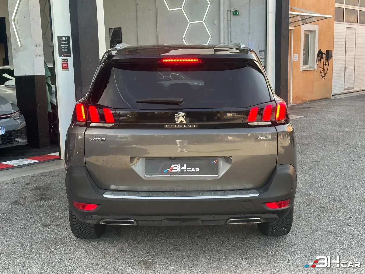 Peugeot 5008 - photo 8