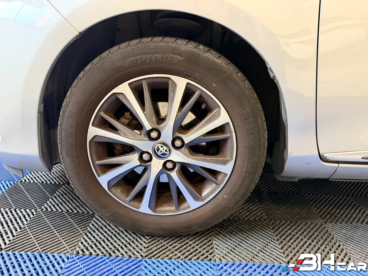 Toyota Yaris - photo 30