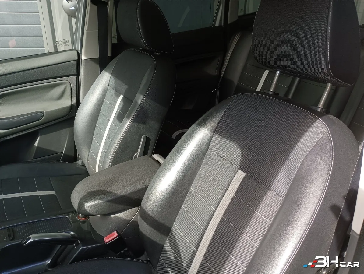 Ford Kuga - photo 17