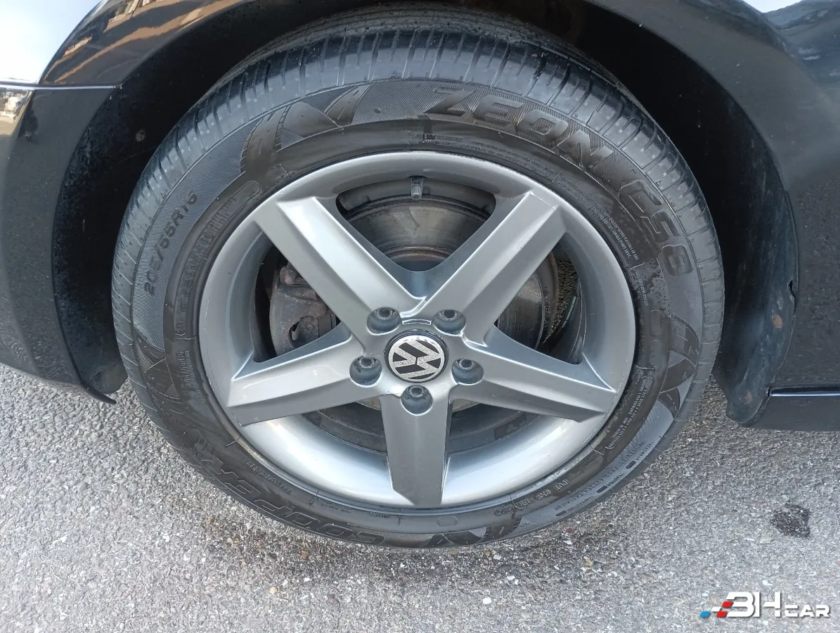 Volkswagen Golf - photo 10