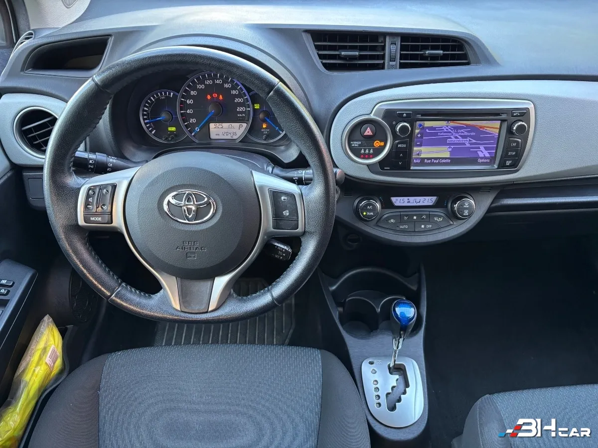 Toyota Yaris - photo 9