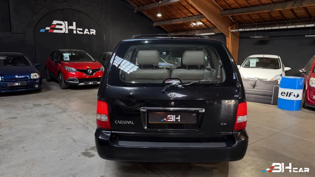 Kia Carnival - photo 9