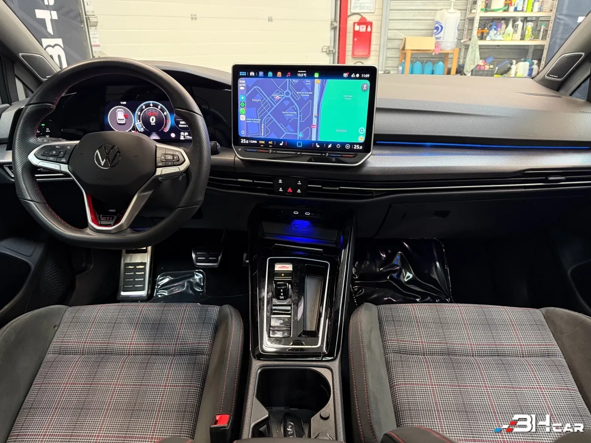 Volkswagen Golf - photo 12