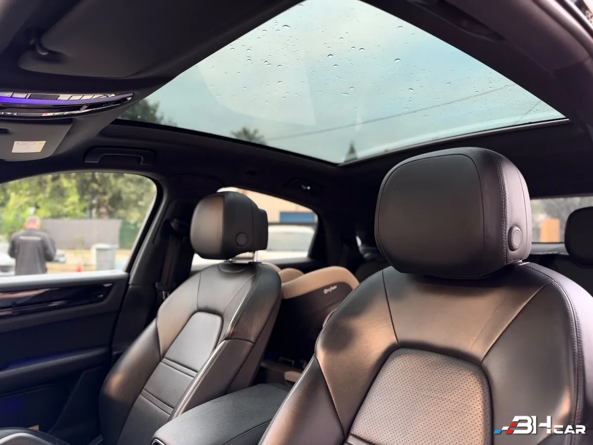 Porsche Cayenne - photo 14