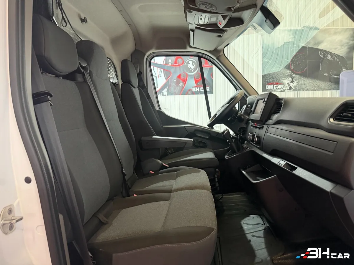 Renault Master Vu - photo 7