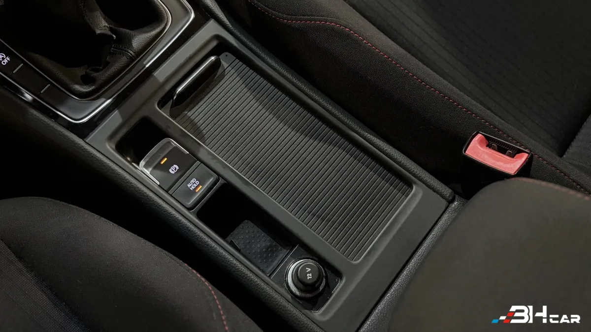 Volkswagen Golf - photo 28