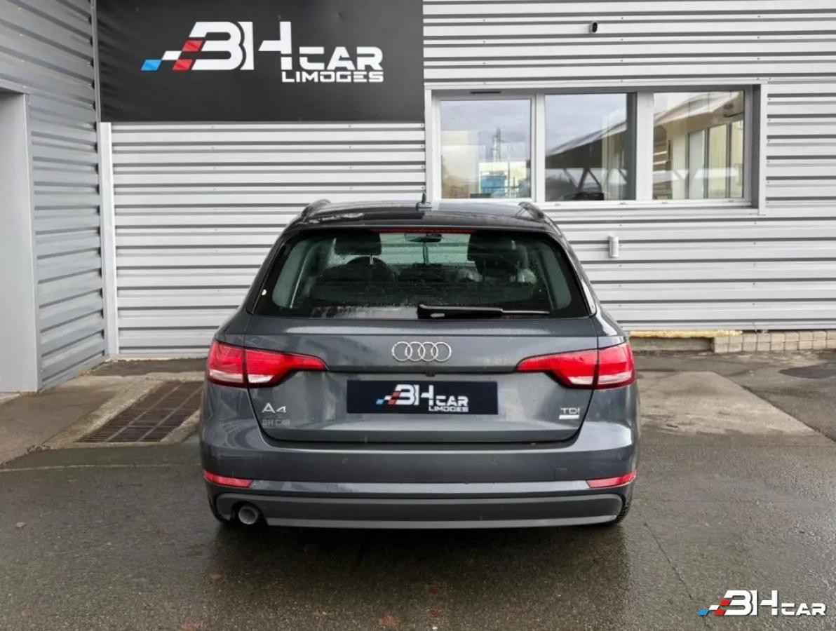 Aperçu indisponible de Audi A4