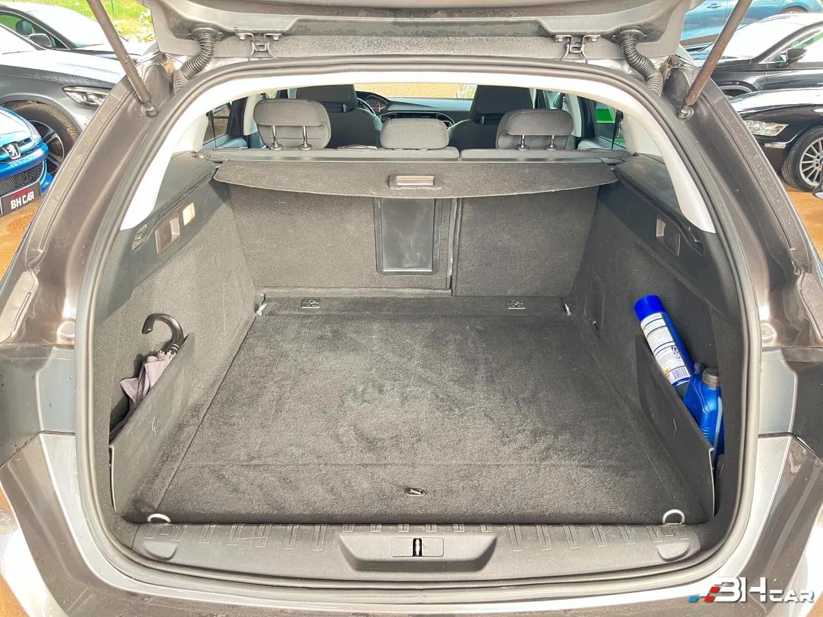 Aperçu indisponible de Peugeot 308