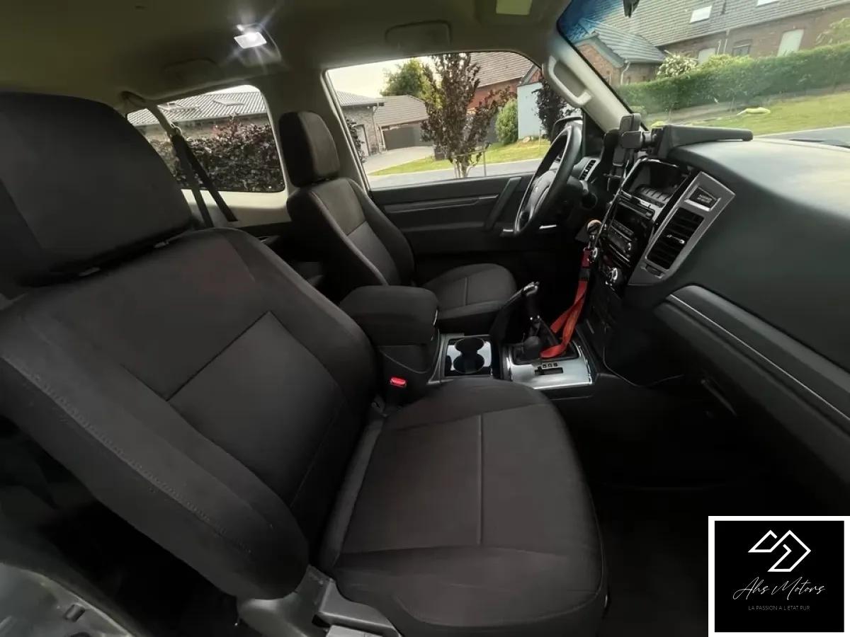 Mitsubishi Pajero 