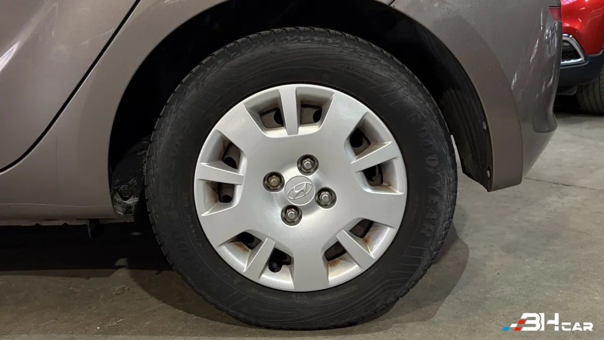 Hyundai I20 - photo 9