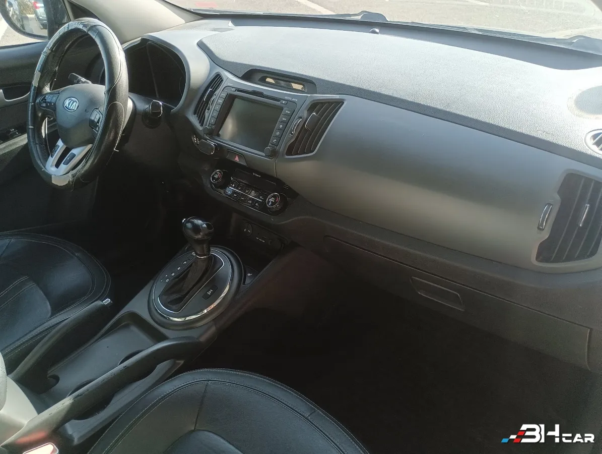 Kia Sportage - photo 16