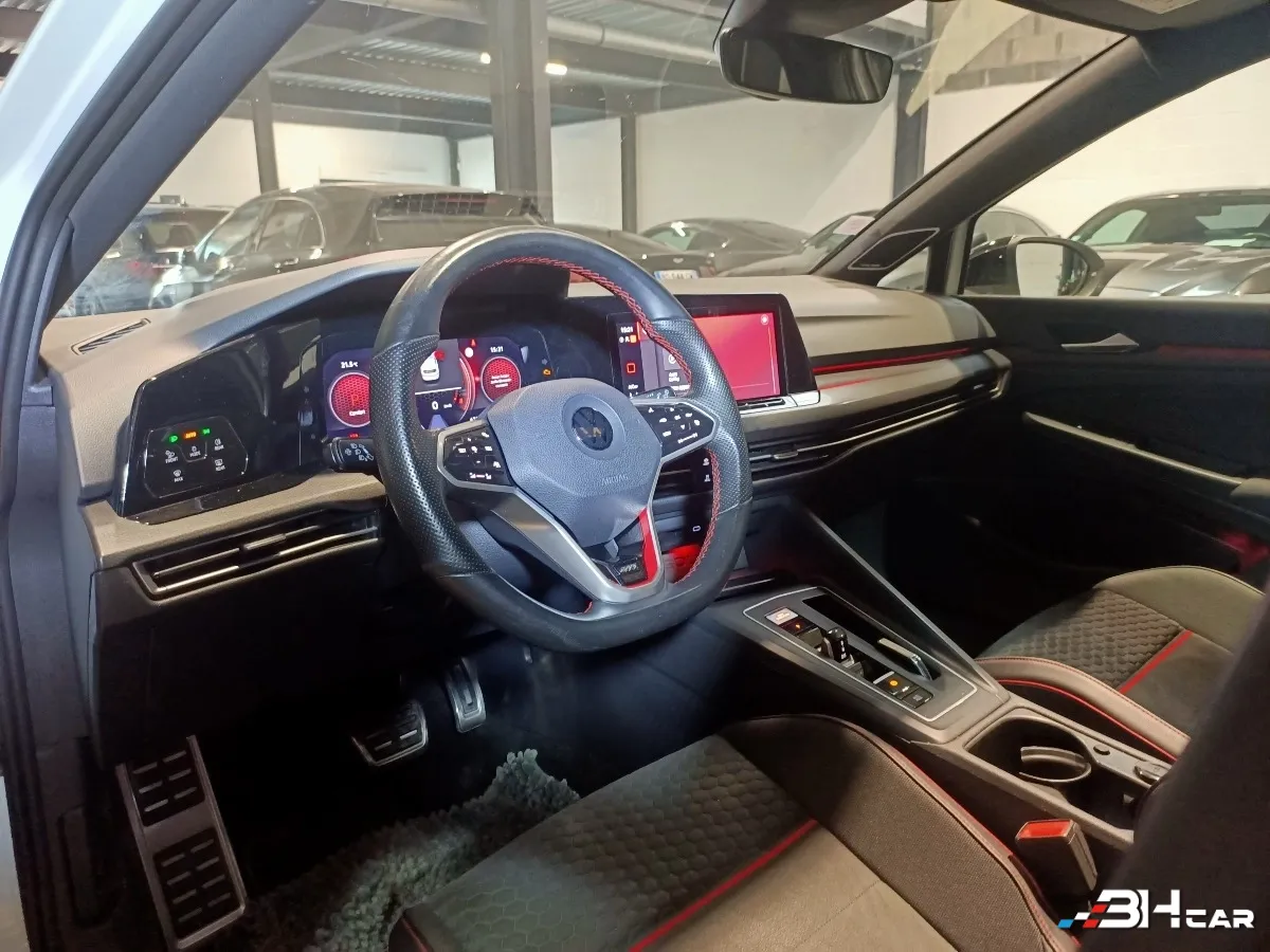 Volkswagen Golf - photo 10