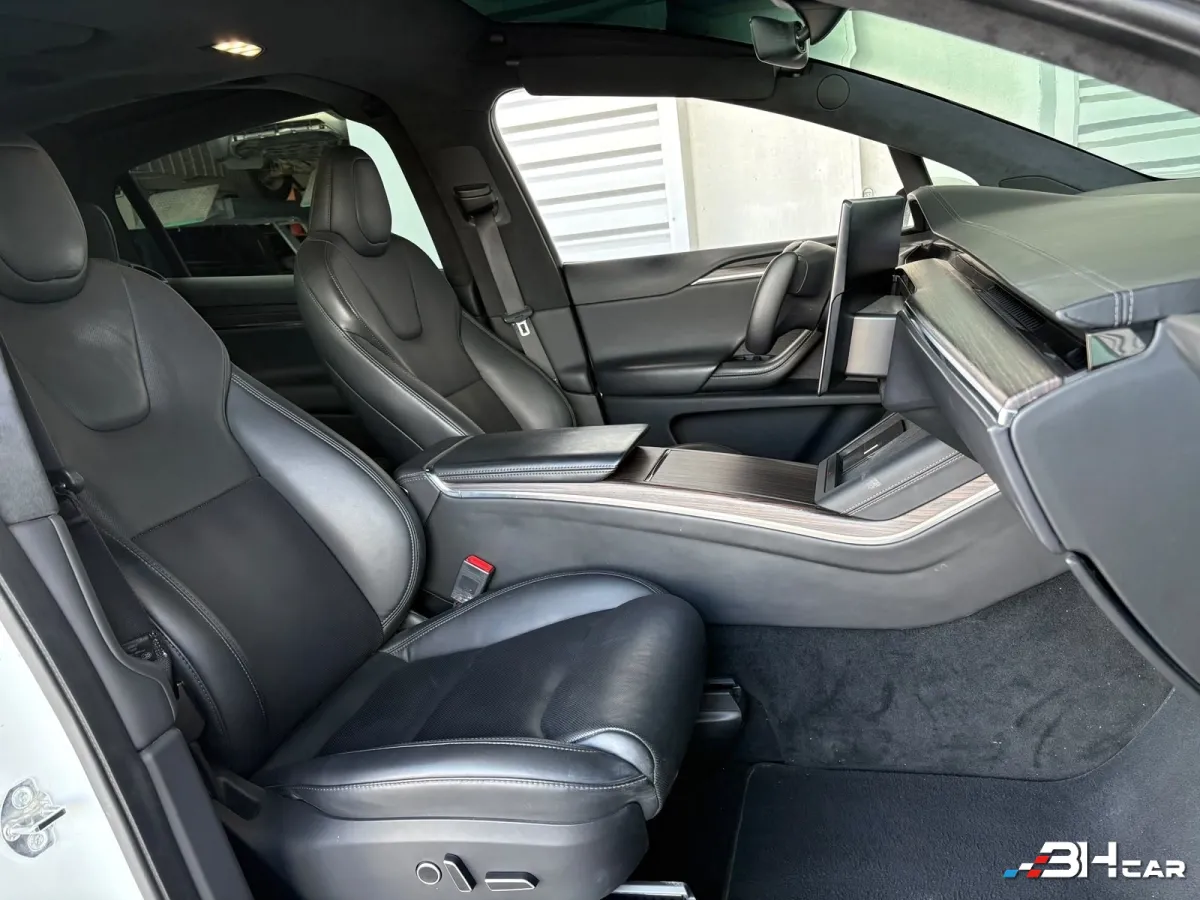 Tesla Model-x - photo 9