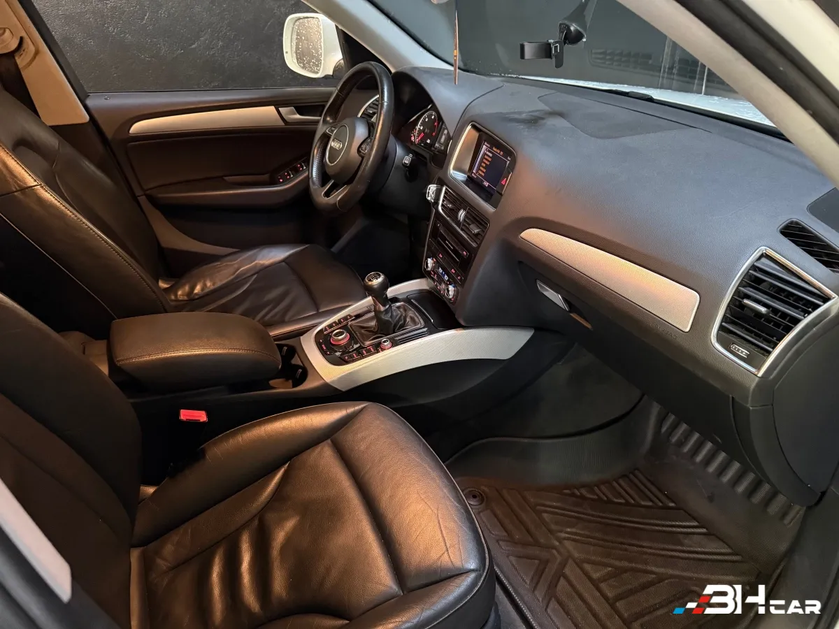Audi Q5 - photo 17