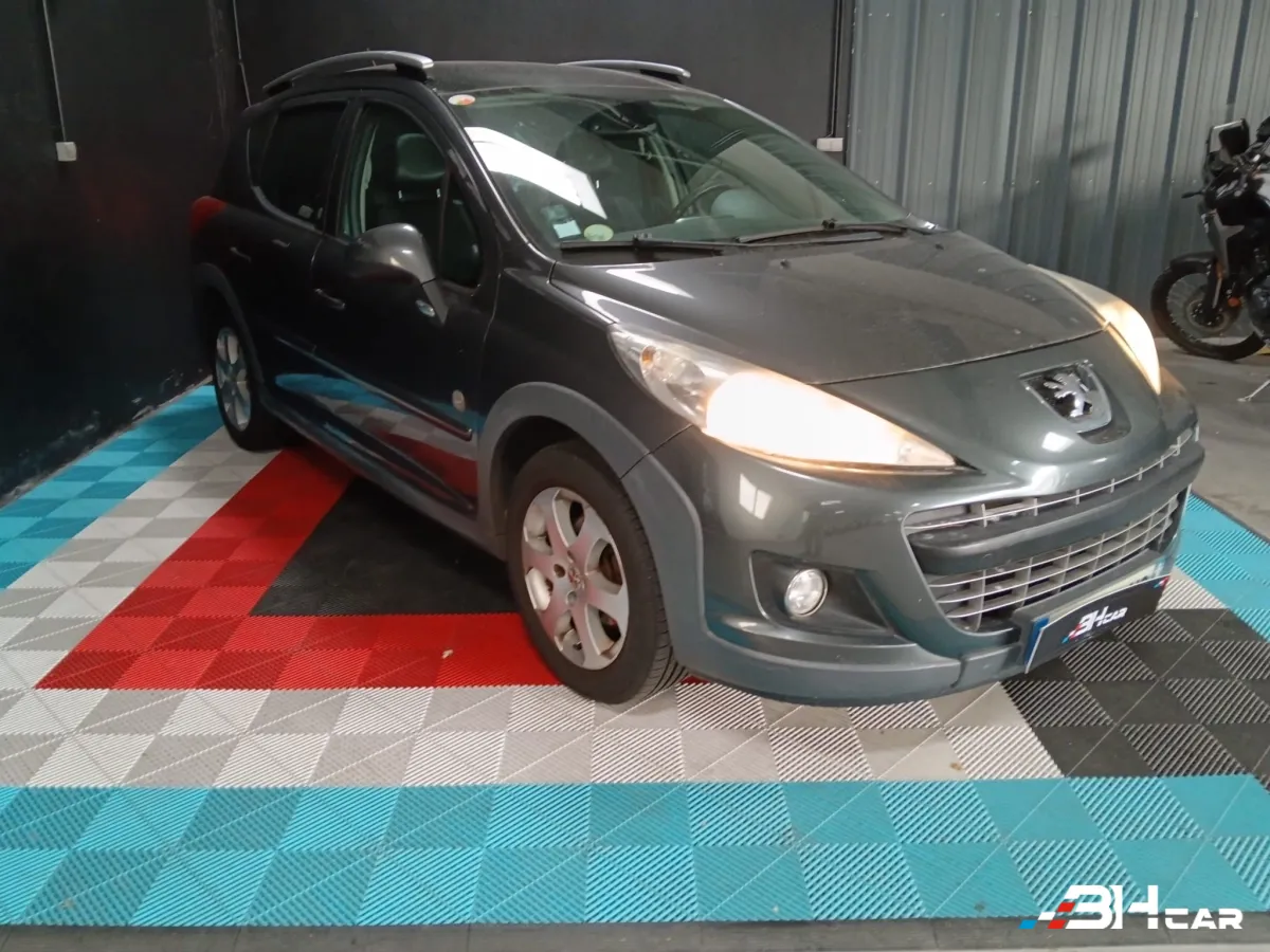 Peugeot 207 - photo 9