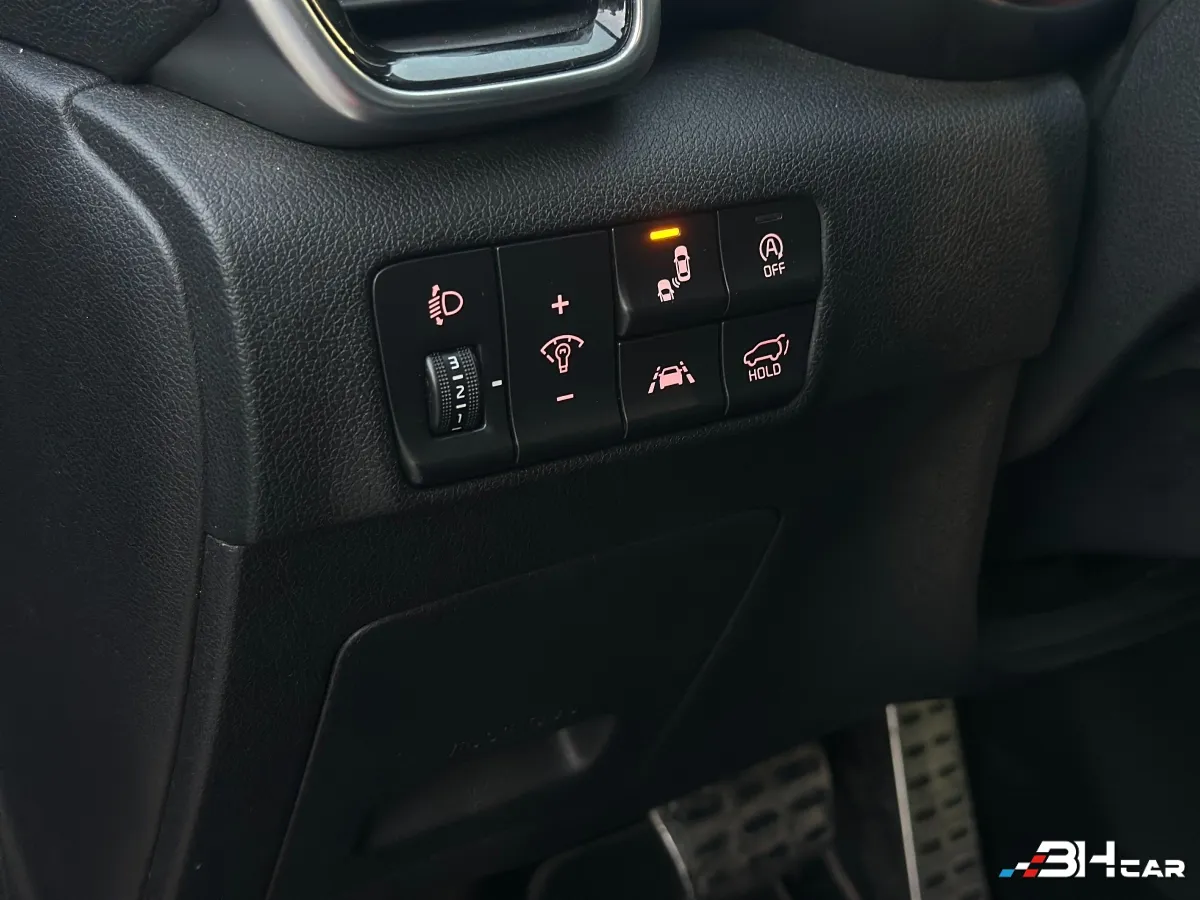 Kia Sportage - photo 16