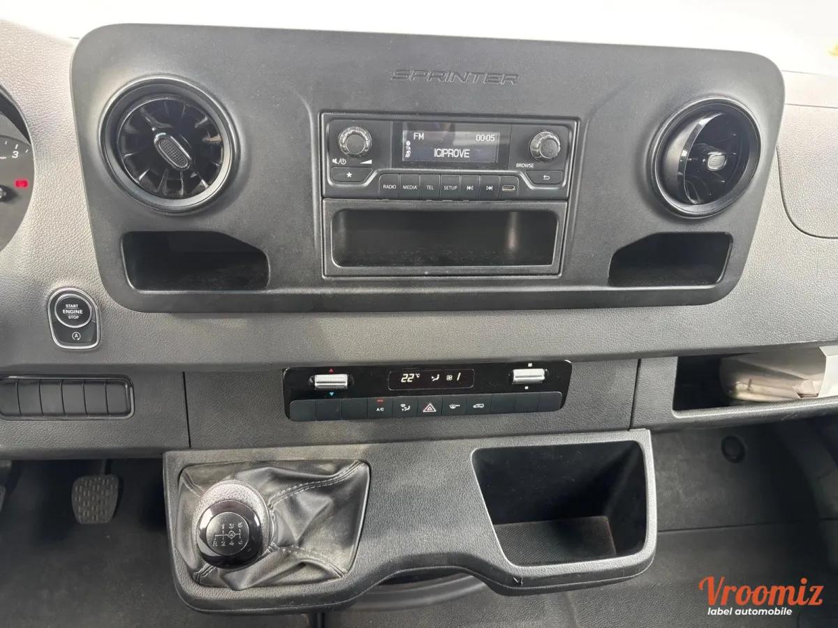 MERCEDES-BENZ SPRINTER 5-t Camion plate-forme hayon / Châssis 514 CDI 143cv - Garantie 12 Mois