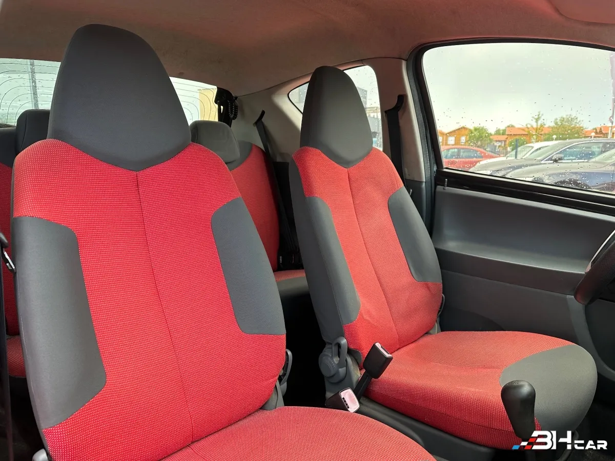 Peugeot 107 - photo 9