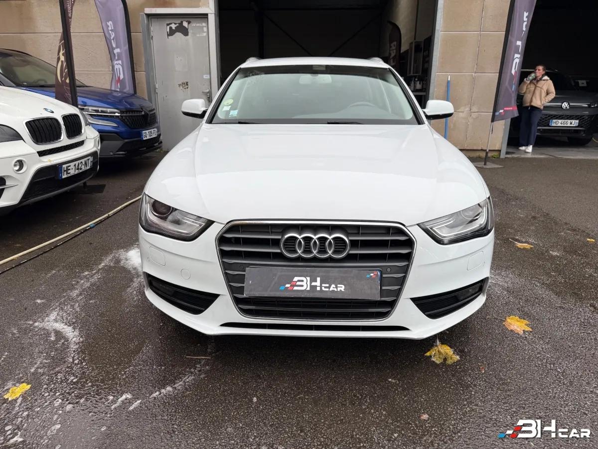 Aperçu indisponible de Audi A4