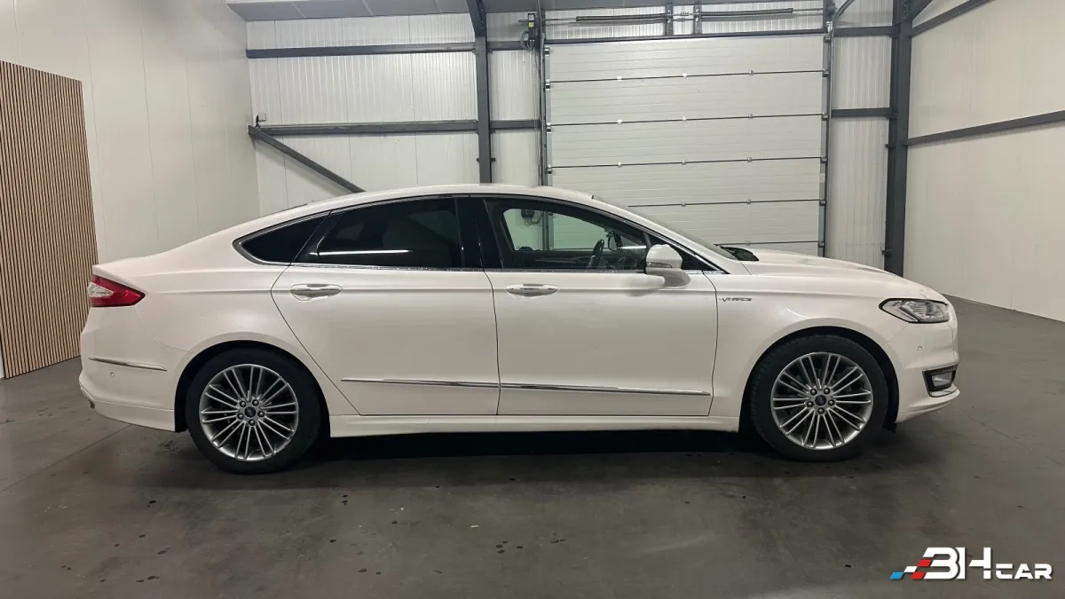 Ford Mondeo - photo 4