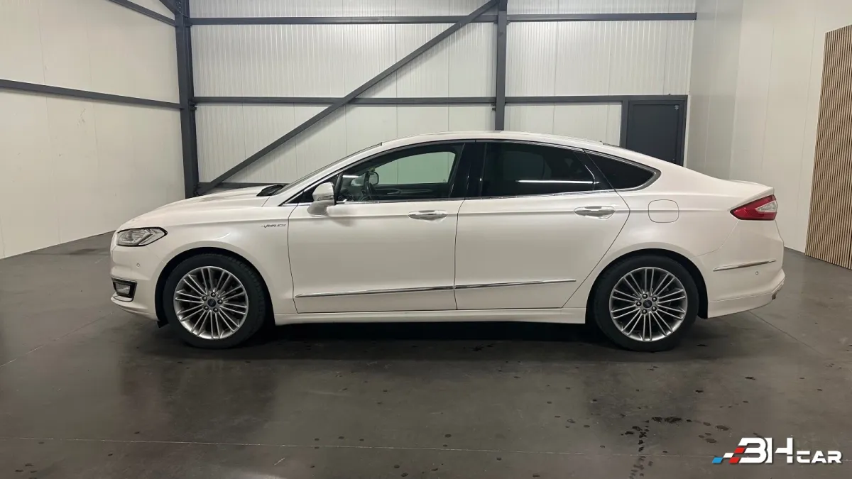 Ford Mondeo - photo 7