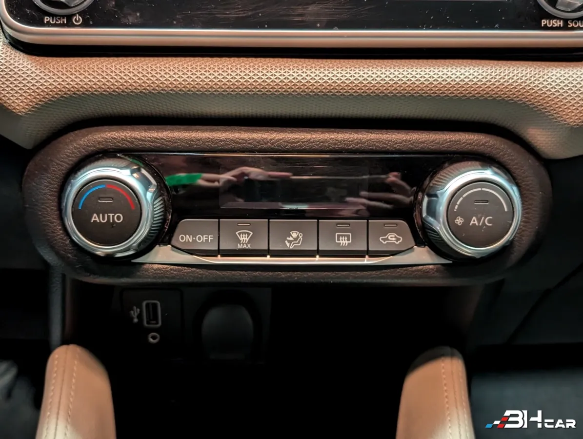 Nissan Micra - photo 16