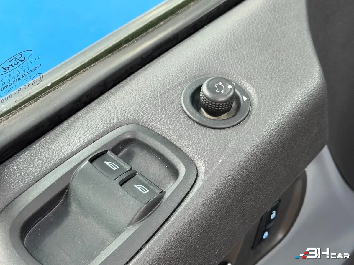 Ford Transit Custom Vu - photo 35