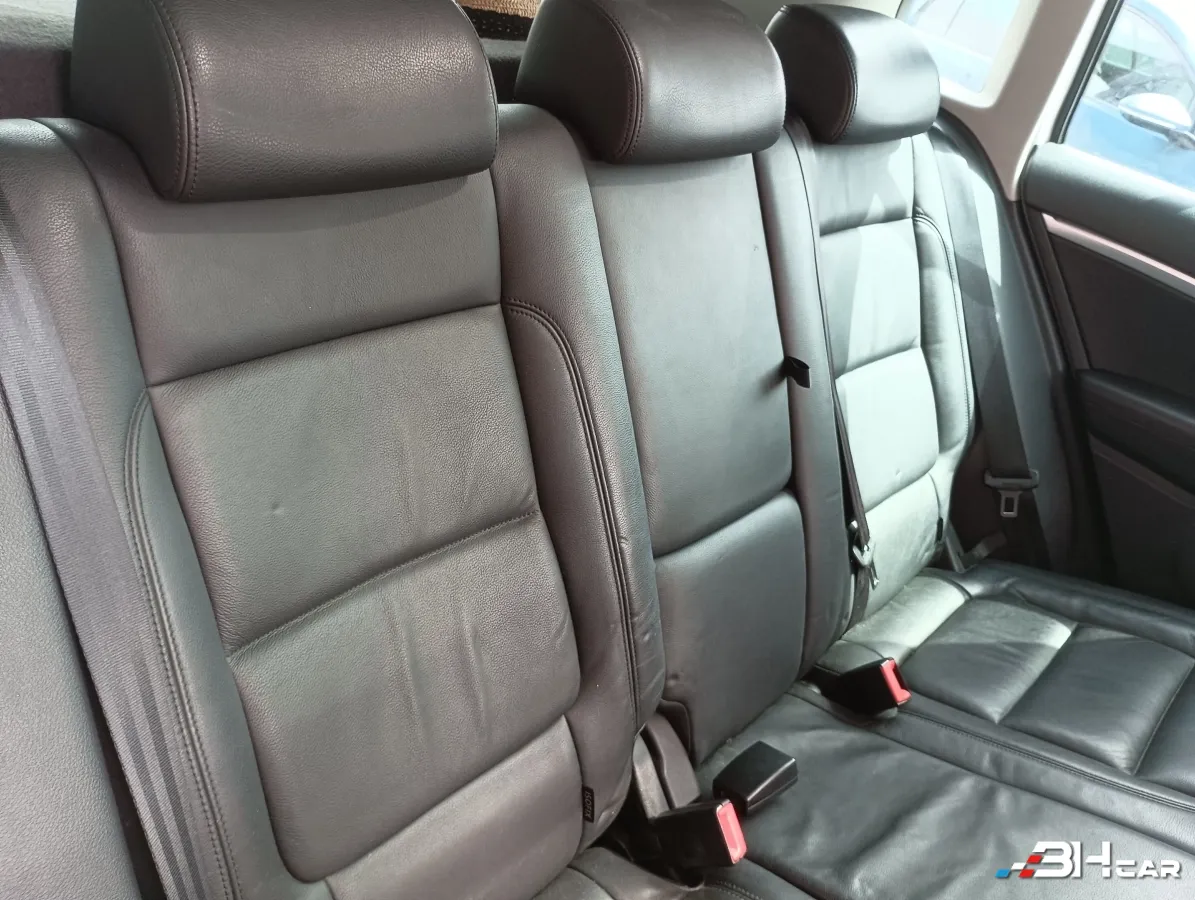 Volkswagen Tiguan - photo 21