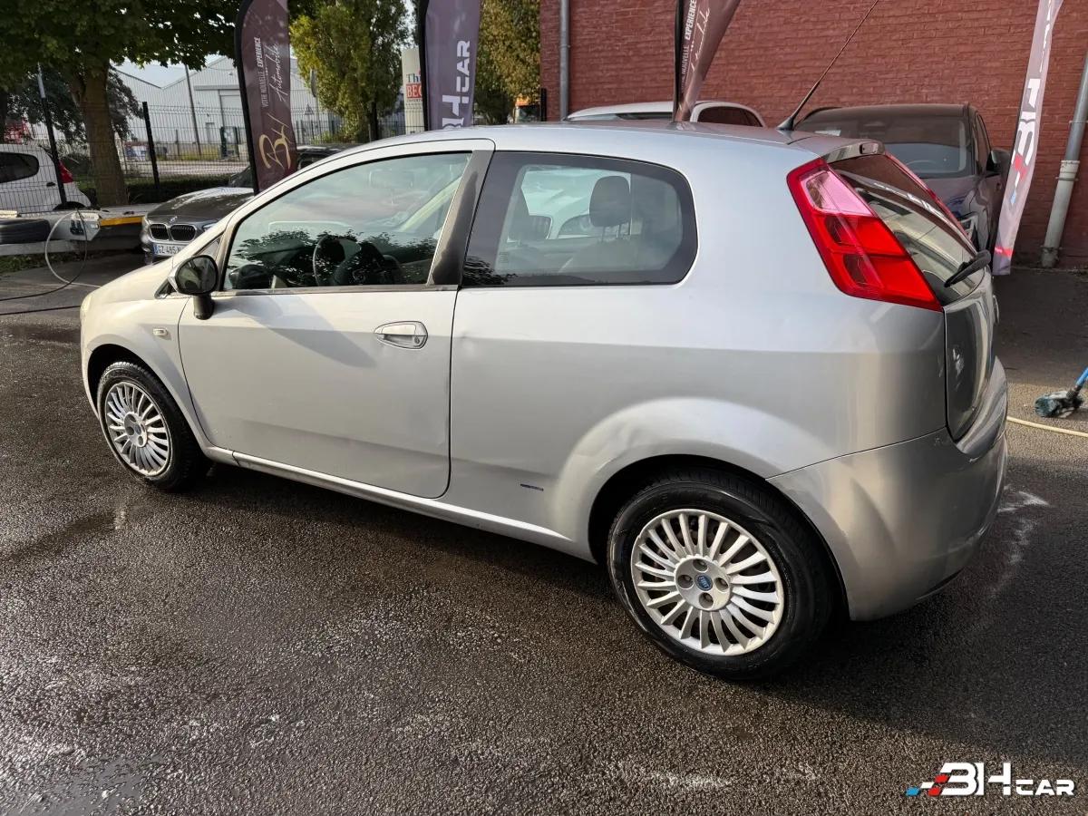 Aperçu indisponible de Fiat Grande Punto