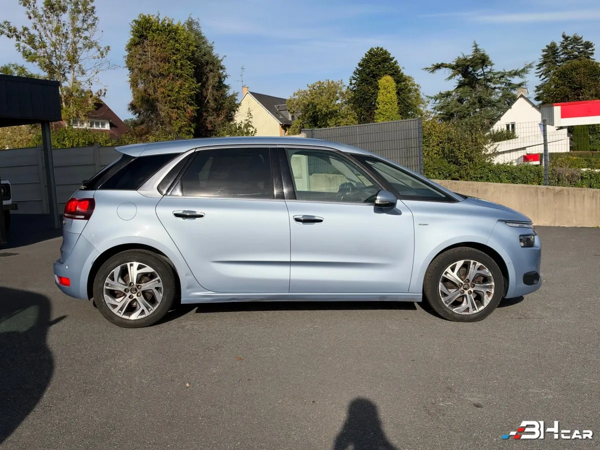 Citroen C4 Picasso - photo 8