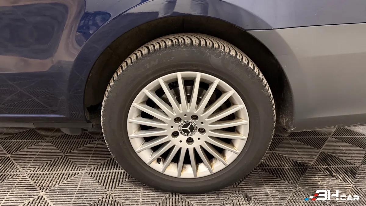 Aperçu indisponible de Mercedes-Benz Vito