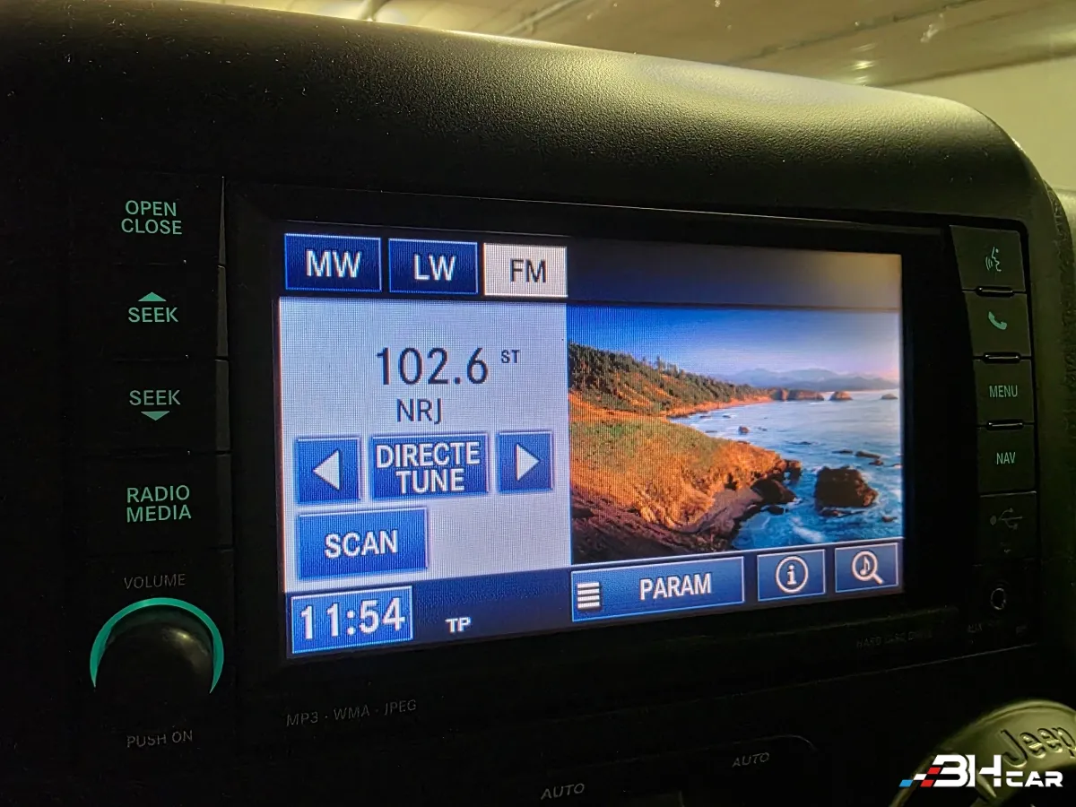 Jeep Wrangler - photo 14