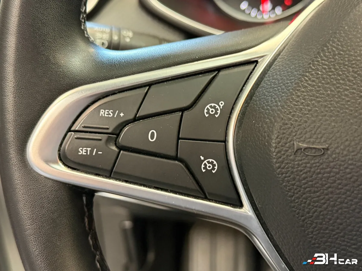 Renault Clio - photo 16