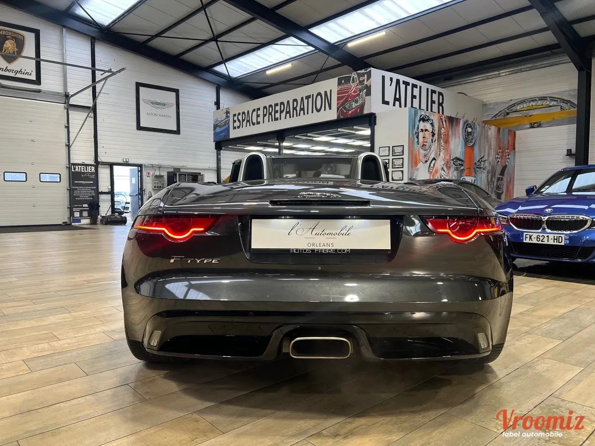 Jaguar F-type 