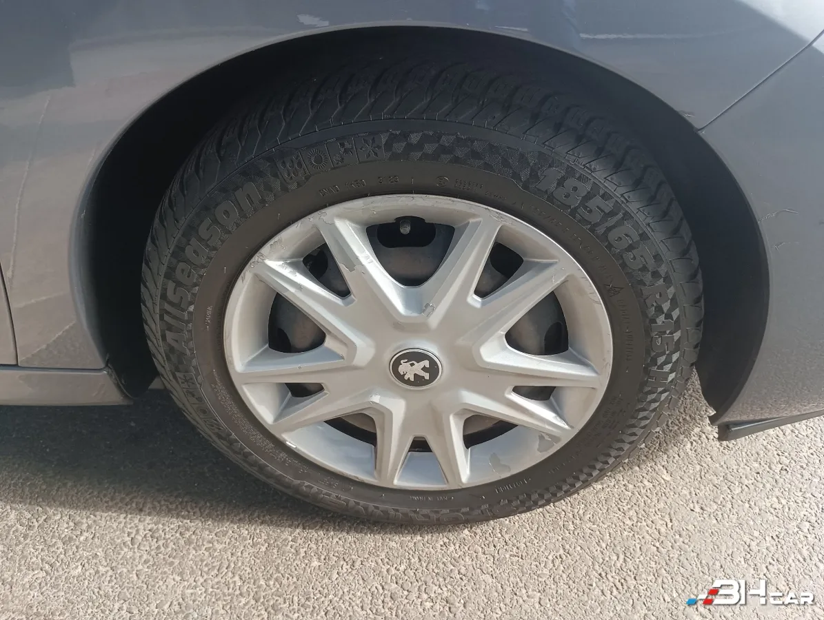 Peugeot 207 - photo 14