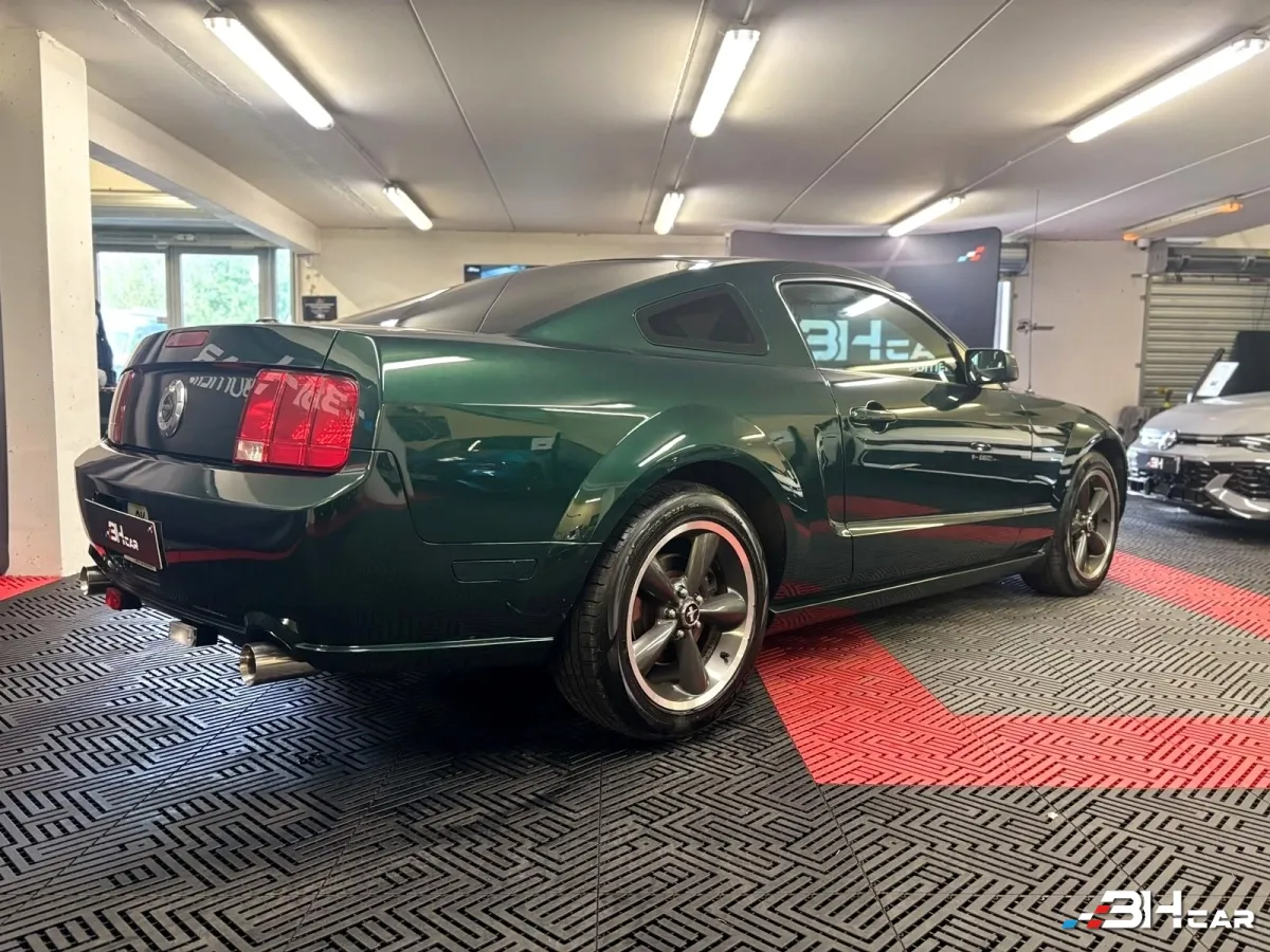 Ford Mustang - photo 5