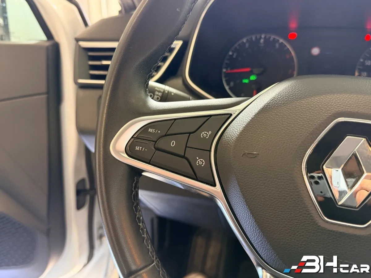 Renault Clio - photo 17