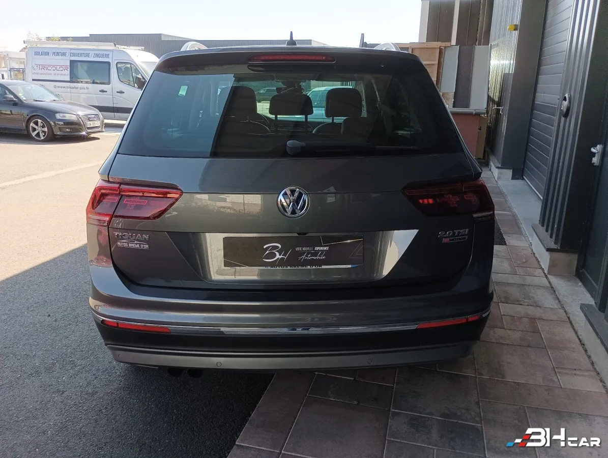Volkswagen Tiguan - photo 4