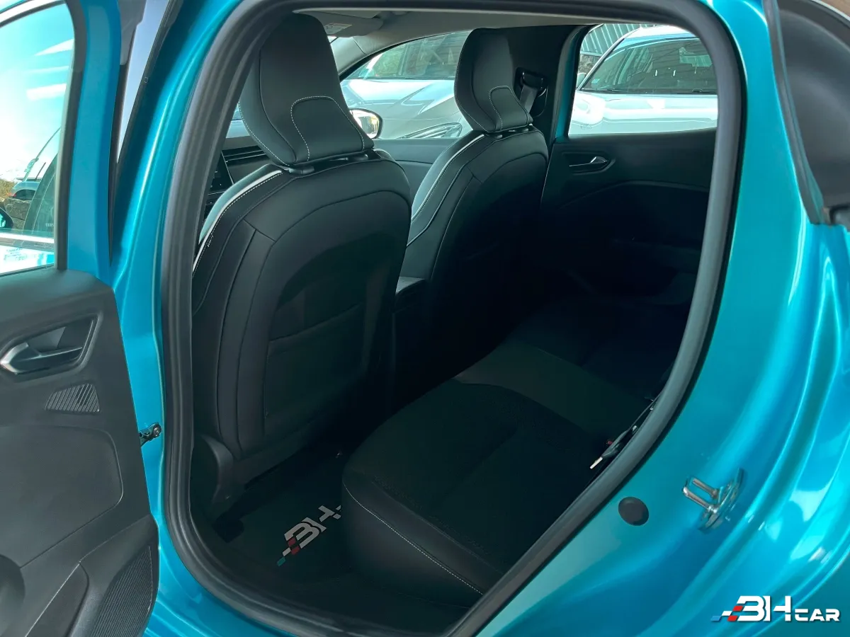 Renault Clio - photo 13