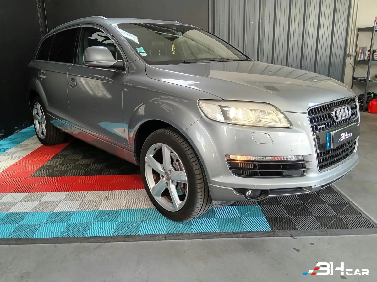 Audi Q7 - photo 2