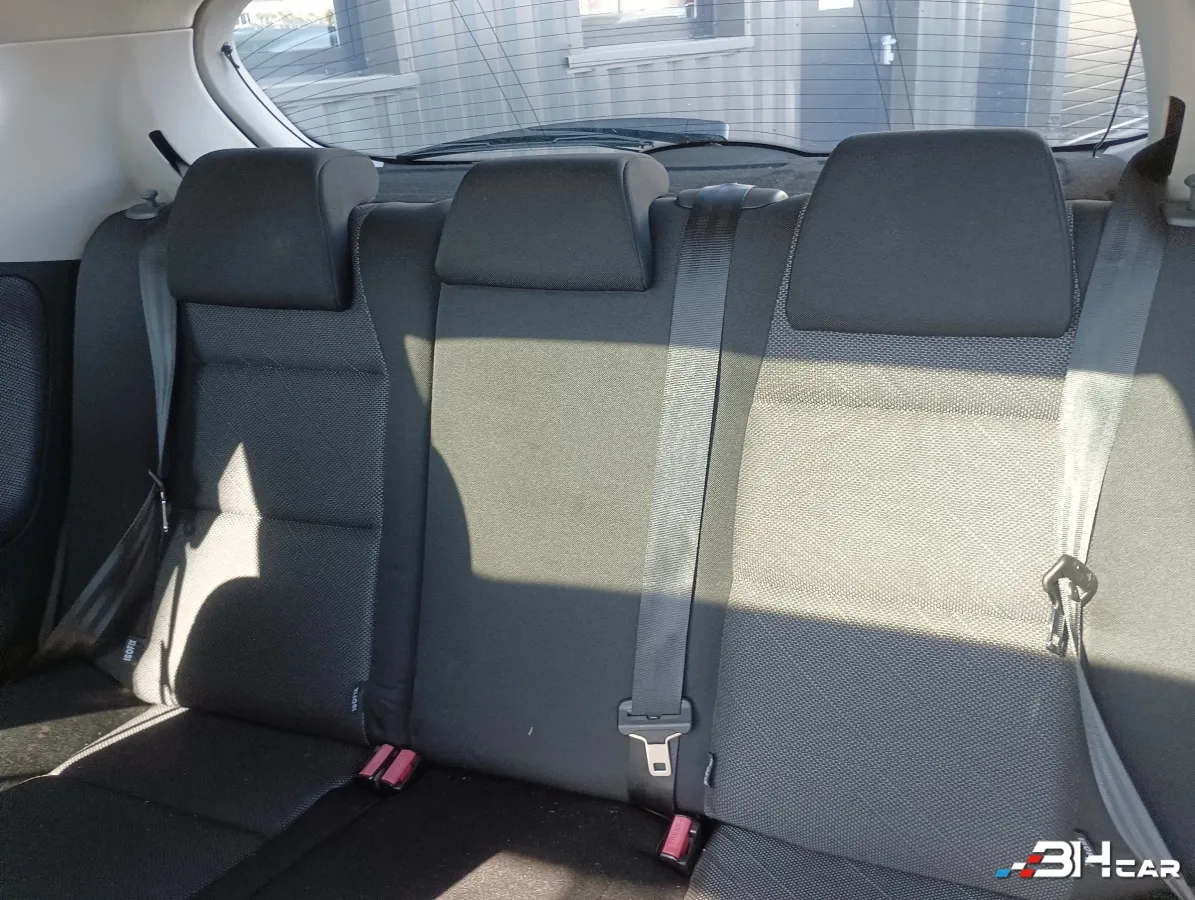 Peugeot 207 - photo 17