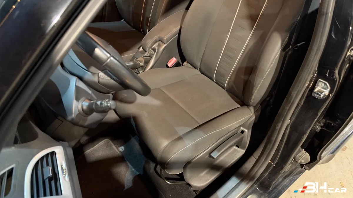 Renault Megane - photo 14