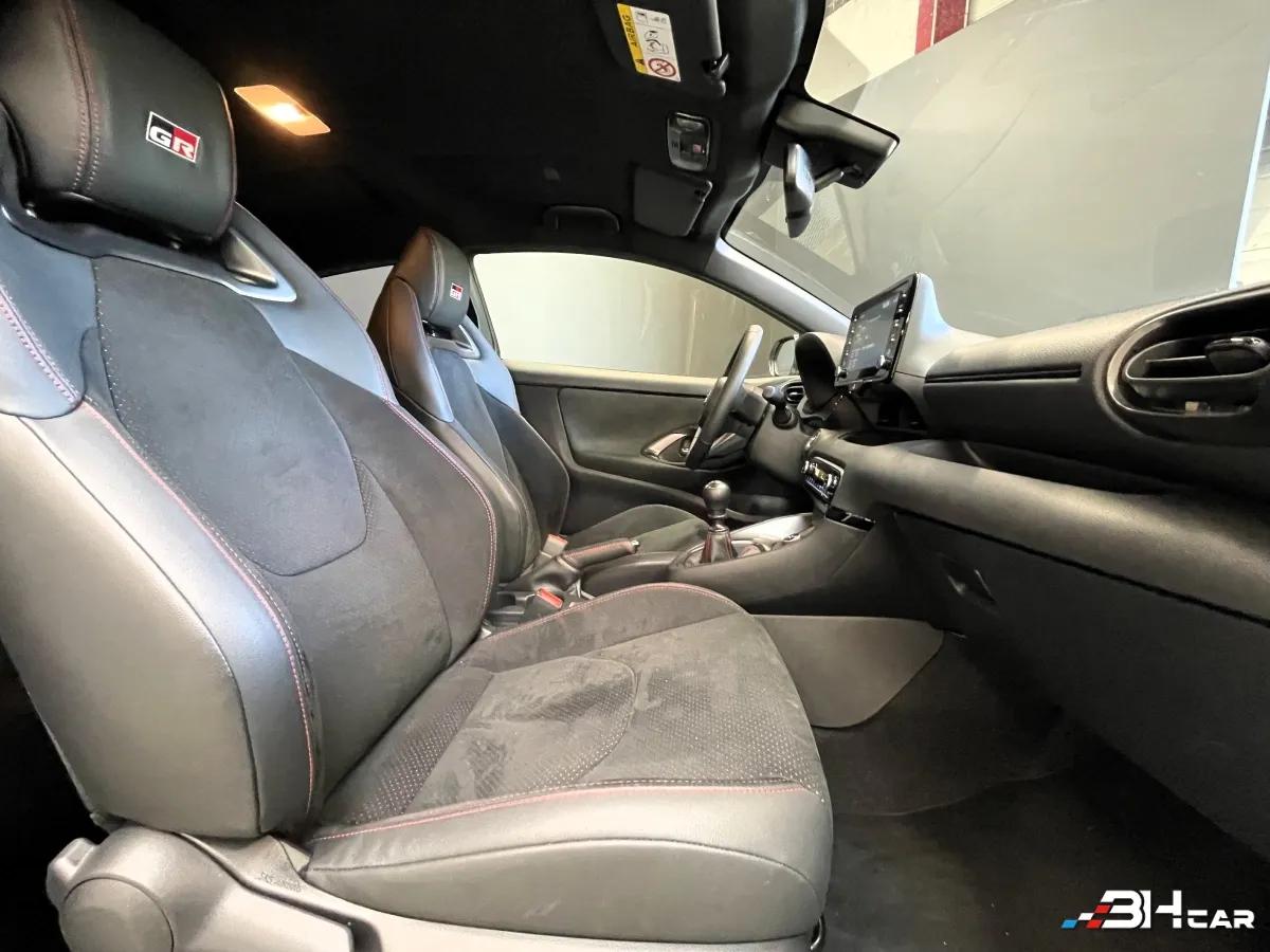 Aperçu indisponible de Toyota GR YARIS