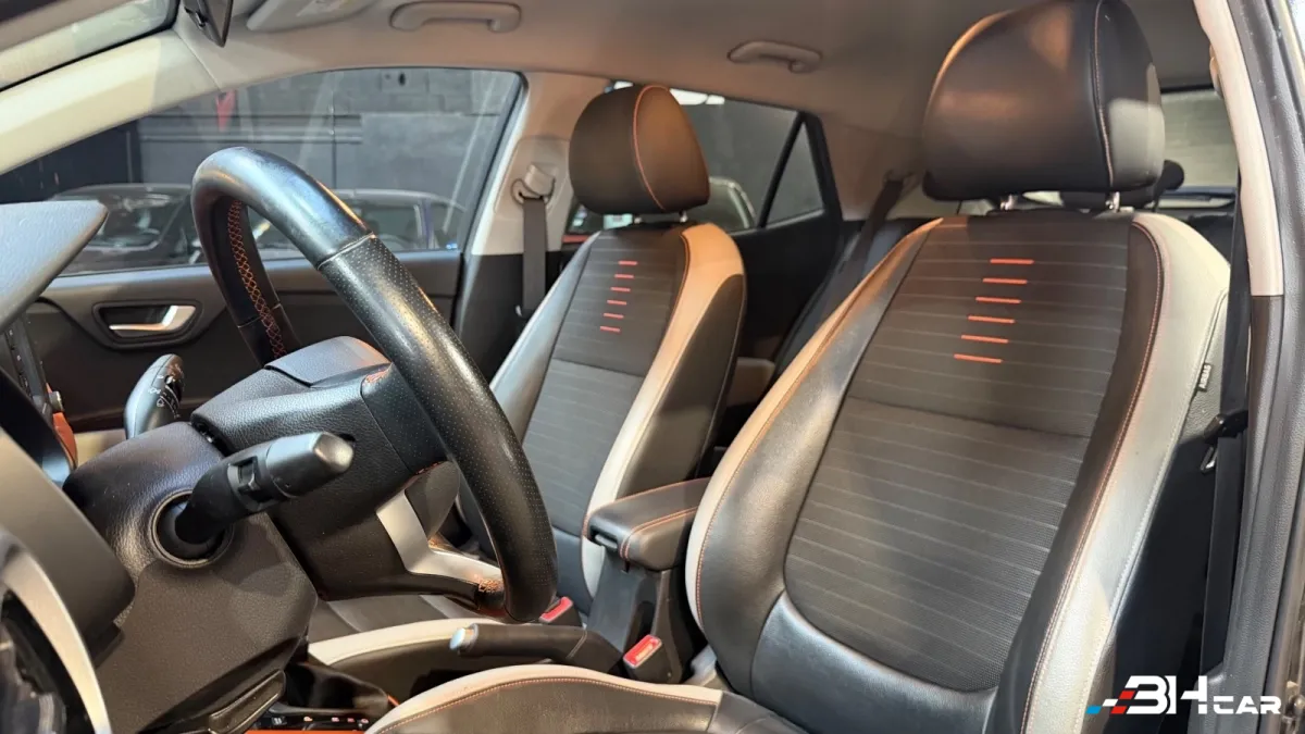 Kia Stonic - photo 28