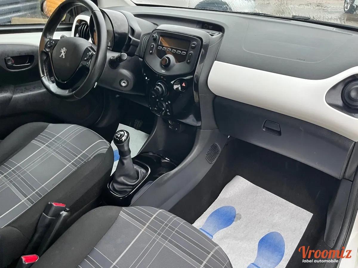 PEUGEOT 108 5 Portes 1.2 VTi 82 CH
